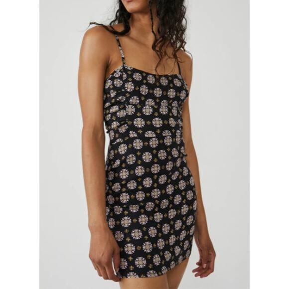 New FREE PEOPLE Women's Black Combo Center of Attention Mini Dress Size S - Picture 1 of 7